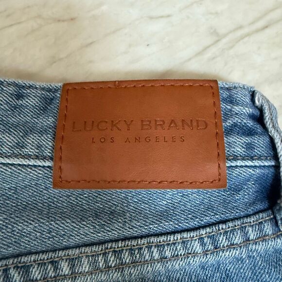Lucky Brand Boyfriend Short Distressed Raw Hem Blue Denim Sz 8/29 - Picture 3 of 8